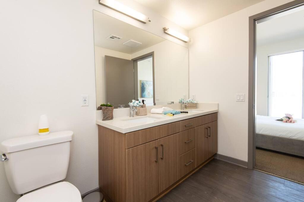 Centrally Located Apartments With Free Parking Glendale Extérieur photo